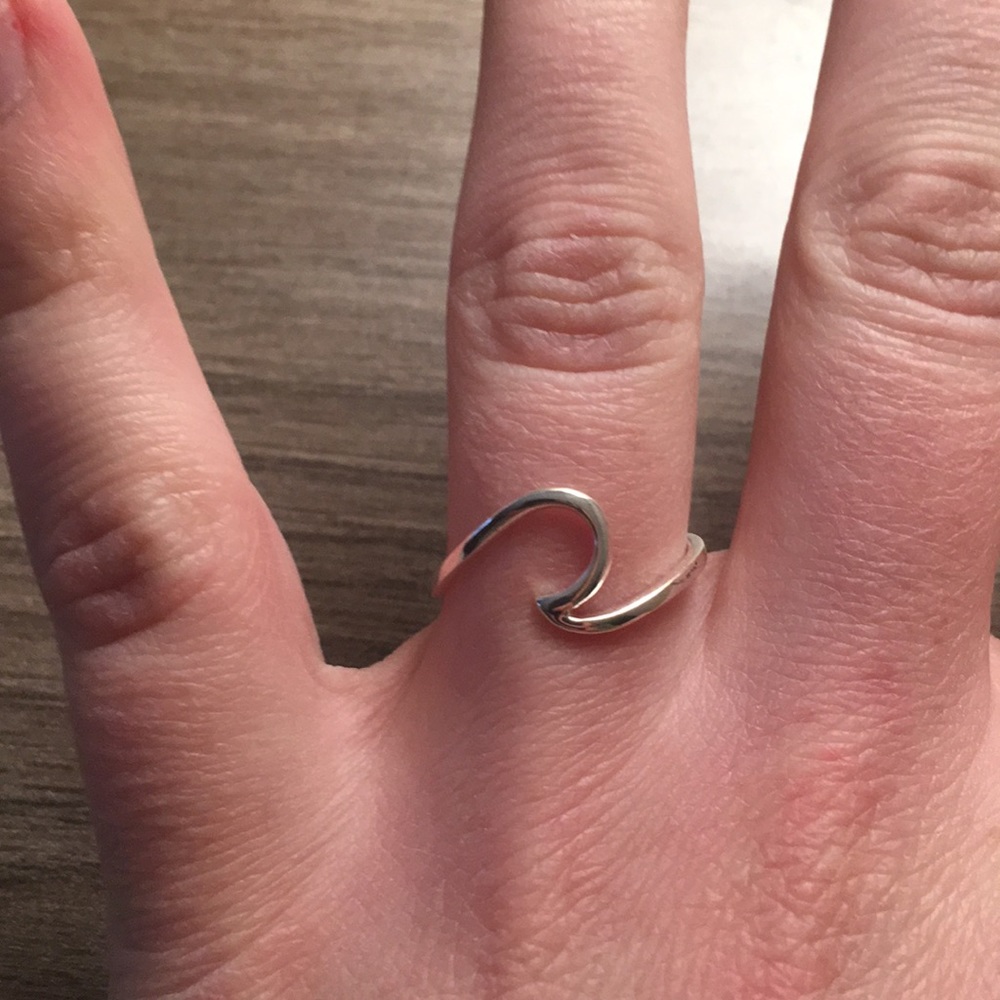 Wave ring - Picture 2 of 2